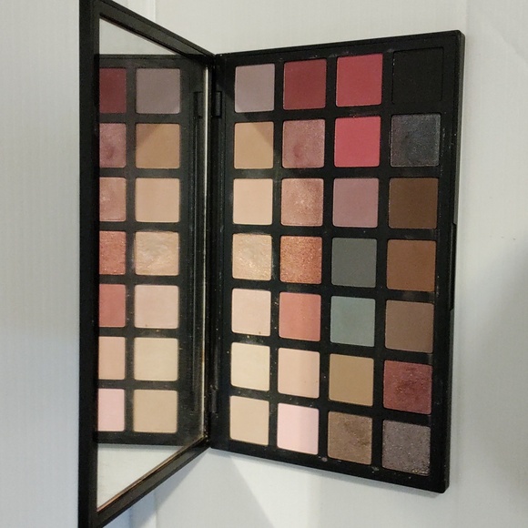 Sephora Pro Eye Shadow Palette - Picture 2 of 5